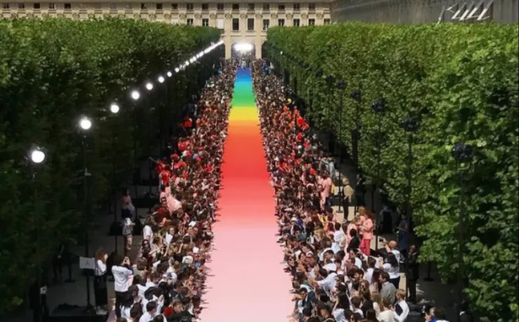 Louis Vuitton moteshow